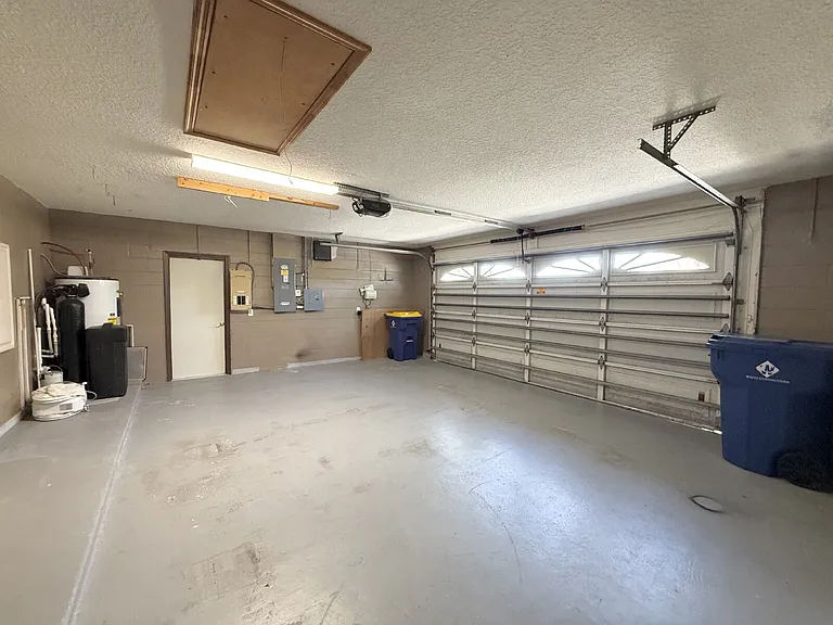1024 Hagen Dr — Photo 26