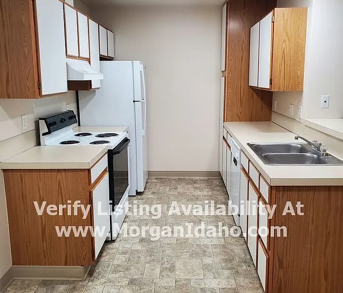 6723 W Overland Rd #101 — Photo 6