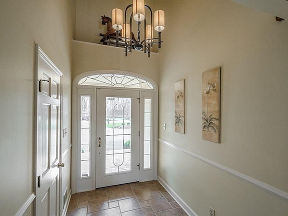 5th image of 10984 Windjammer Ct