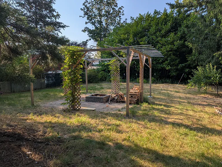 1326 Ivy Rd — Photo 8