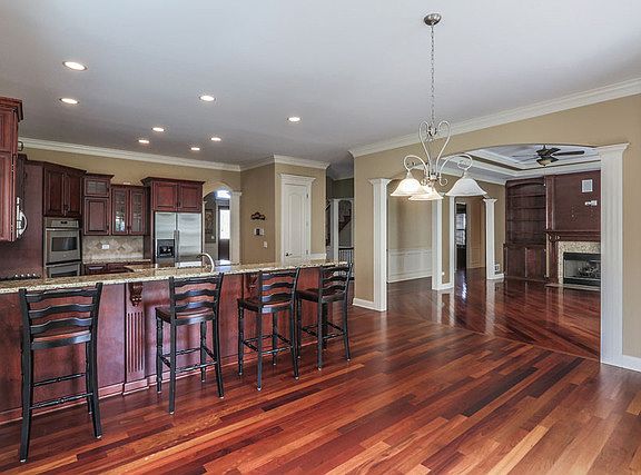 5th image of 619 Fawell Ct
