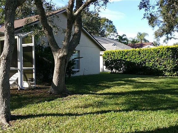 3rd image of 4005 Eagle Cove West Dr #House