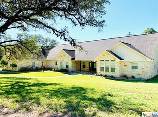 126 Waters Edge Dr, Victoria, TX 77905