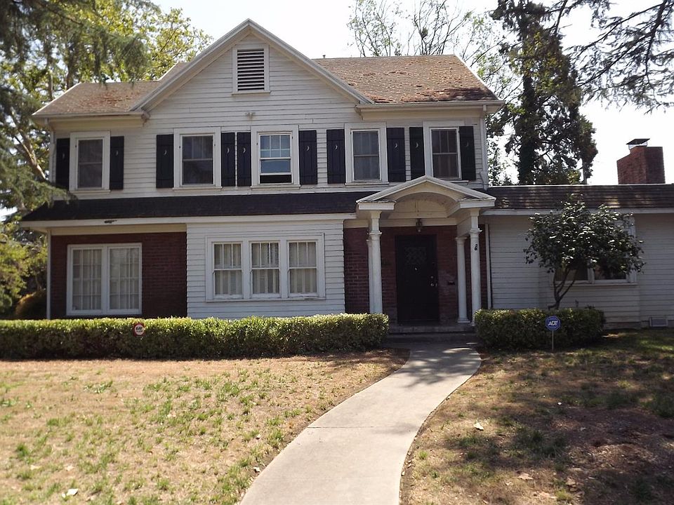 1st image of 210 W Stadium Dr