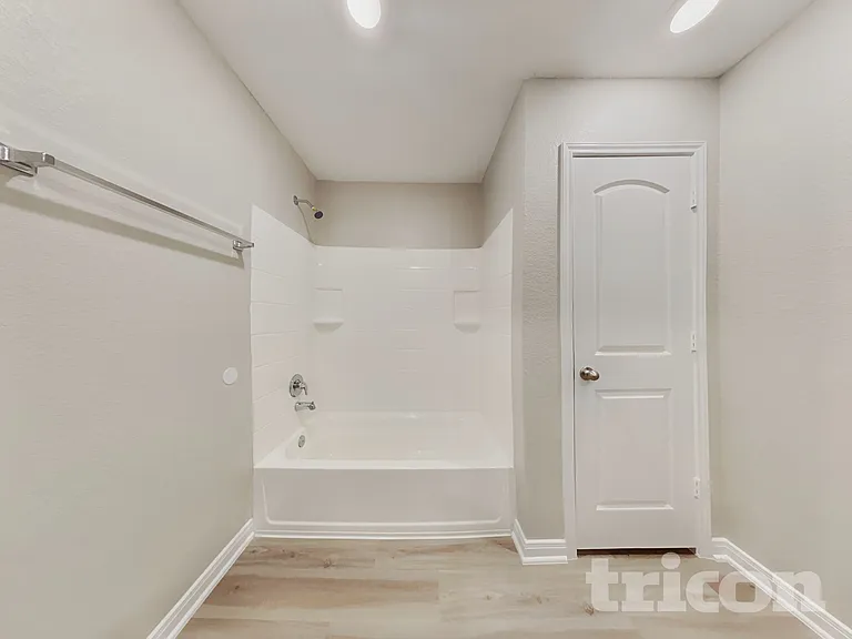 7715 Vacek Meadows Loop — Photo 13