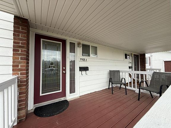 2nd image of 9908A Mississippi St