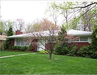 1st image of 3040 McClellan Dr