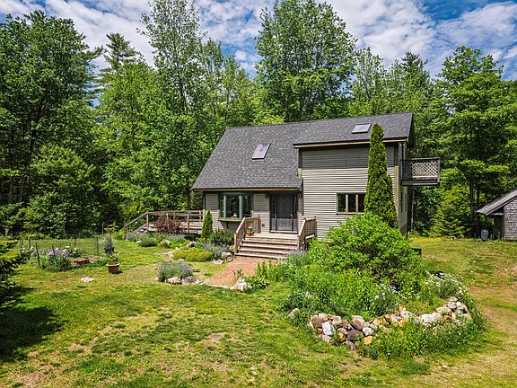 2nd image of 39 Dillingham Road