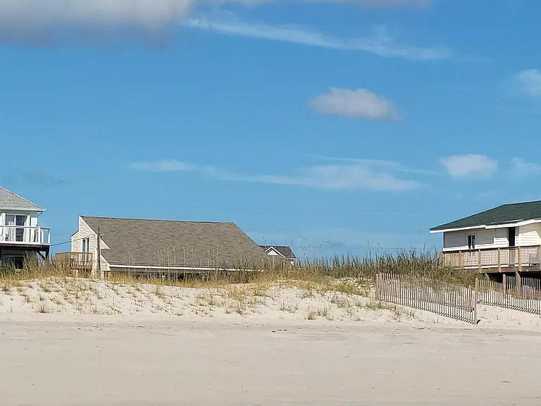 219 Seashore Dr #219 — Photo 29