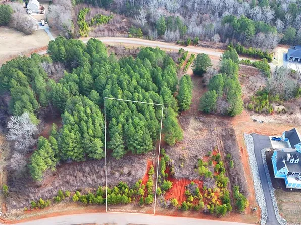 21 Belle Grove Dr, Clarksville, VA 23927