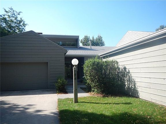 2nd image of 24 Heatherwood Ln