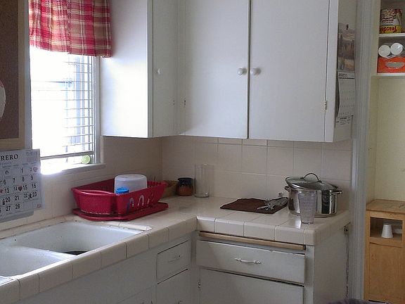 5th image of 508 E Hermosa St