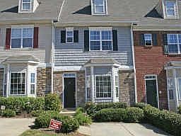 TOWNHOME WITH BASEMENT STUDDED FOR BATH