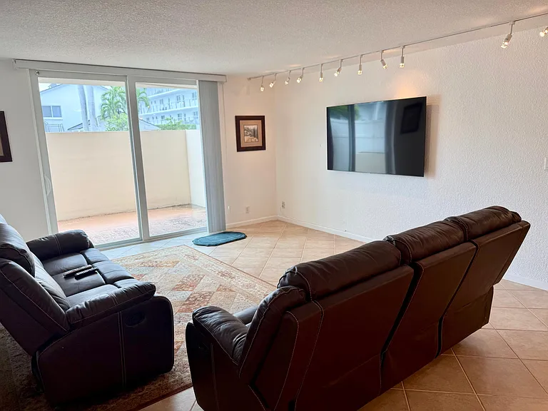 1000 Spanish River Rd #1B — Photo 18