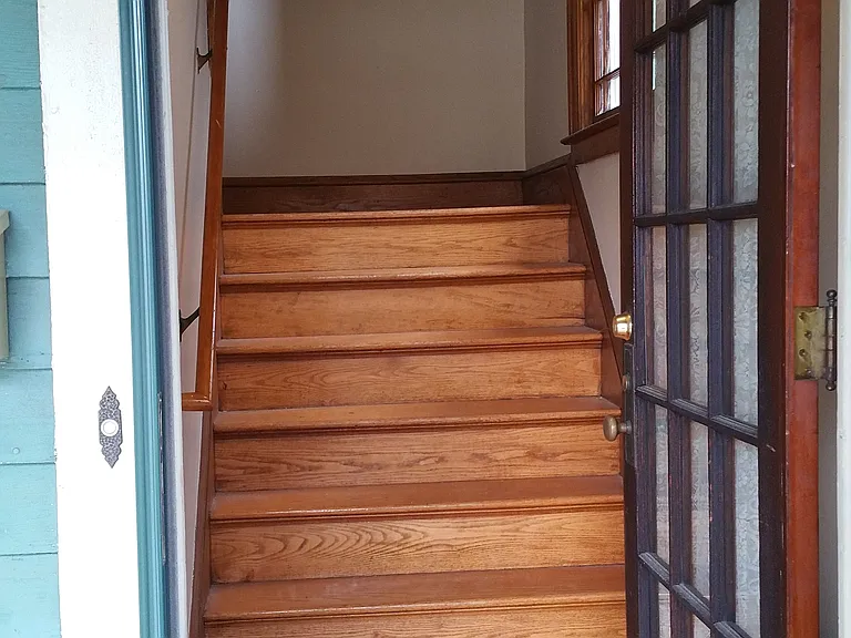 32 Clearview Ave #2 — Photo 2