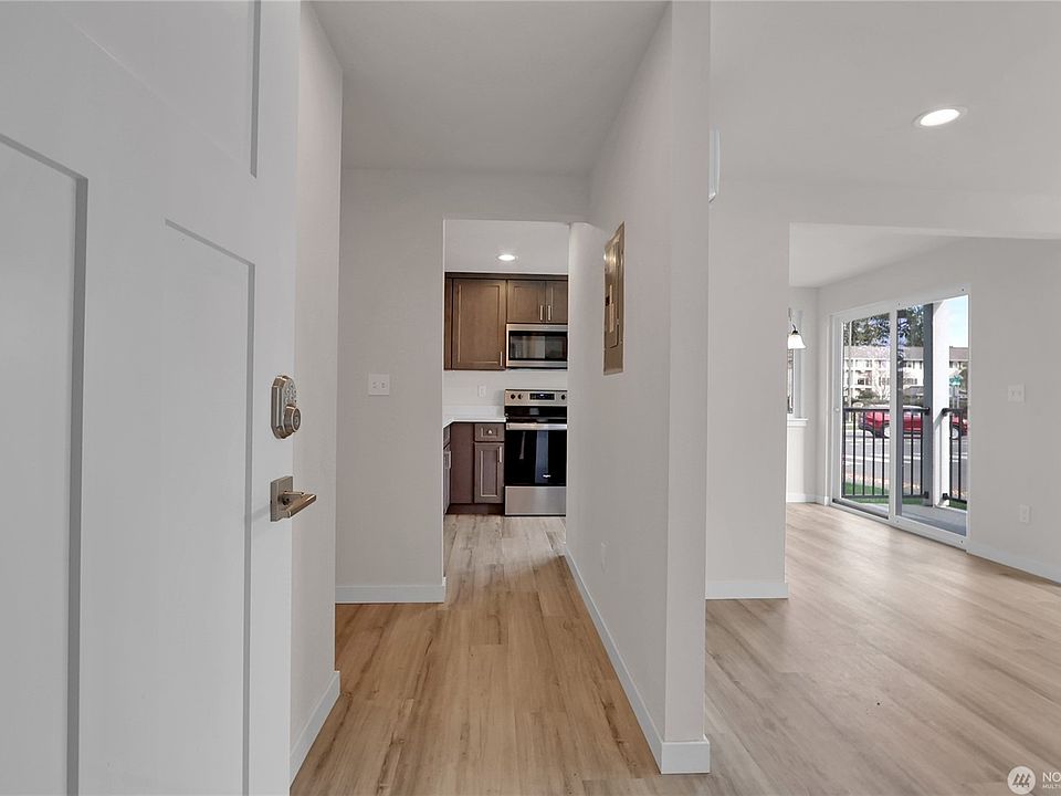 1st image of 3302 McKinley Ave #C