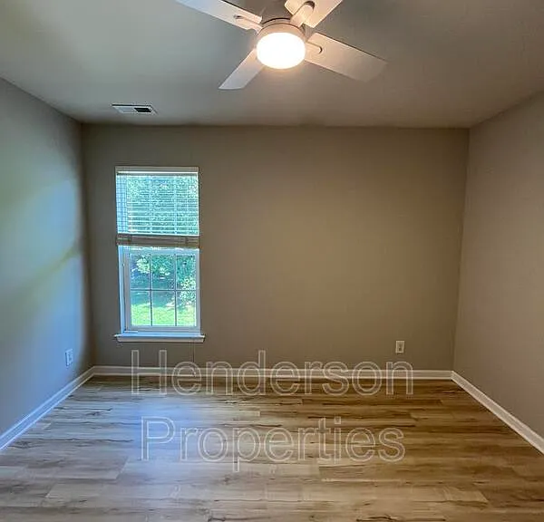 9032 Bishop Crest Ln — Photo 12