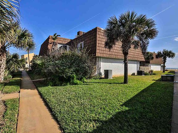 4th image of 111 18th St S #111