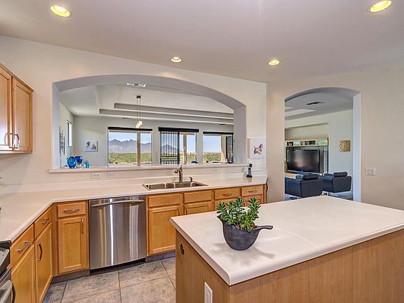 5th image of 63135 E Harmony Dr