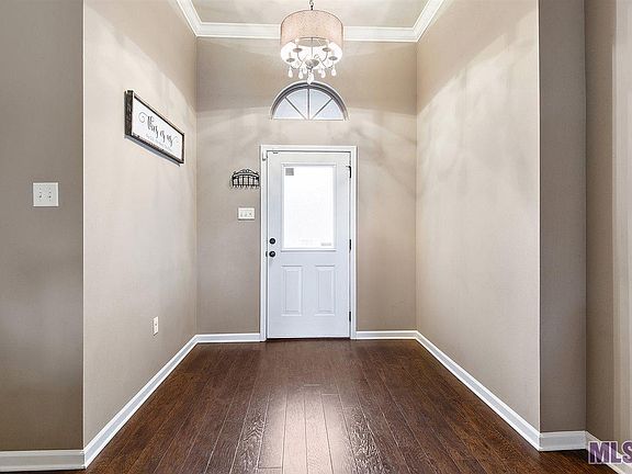 3rd image of 15043 Cross Gate Dr