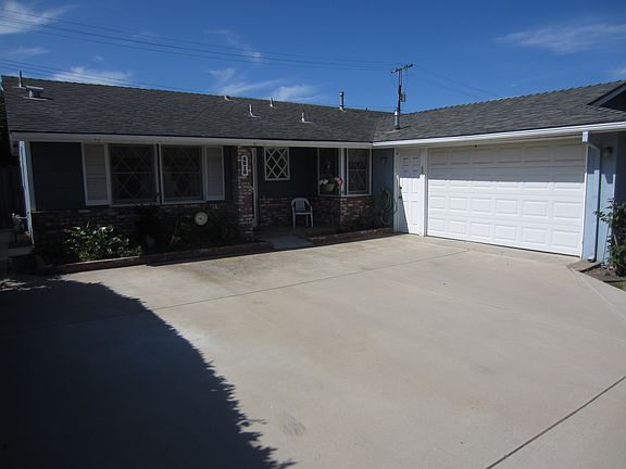 2nd image of 4010 Bermuda Ct