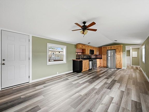 4th image of 1236 Spearfish Mountain Ln