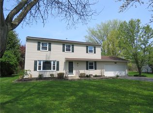 111 Glen Iris Dr, Rochester, NY 14623