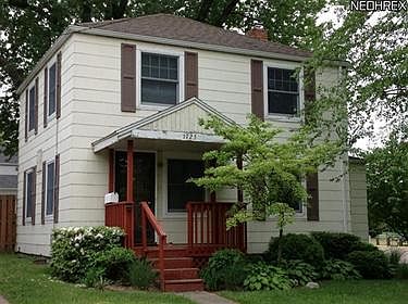 1st image of 1725 Redwood Ave