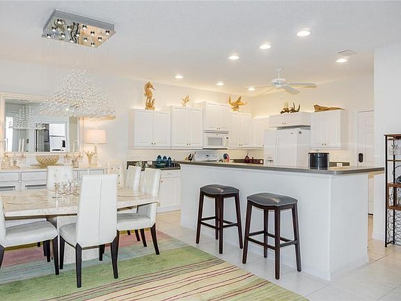 5th image of 8629 Hawk Nest Ln