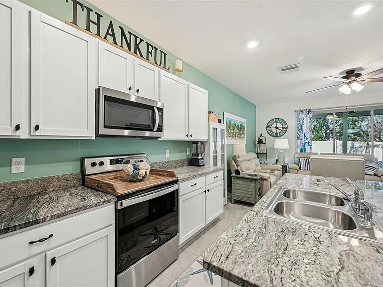 16646 Maude Dr — Photo 11