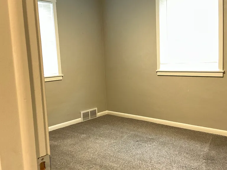 202 N 11th St #202 — Photo 7