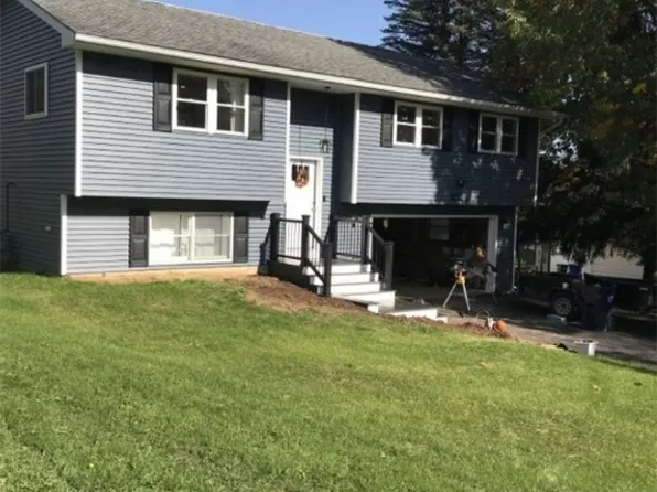 9439 Orchard St, Sauquoit, NY 13456