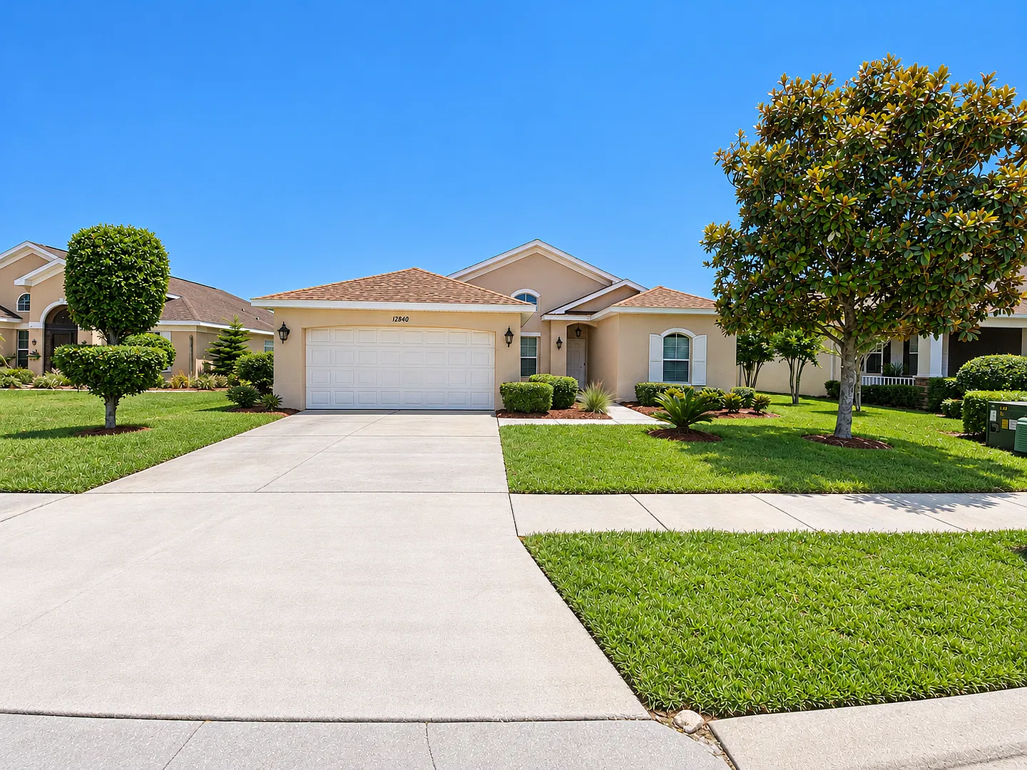 Gorgeous 4BD/2BTH Home on Meadow Oaks Golf Course! — Photo 1