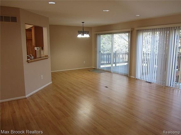 2nd image of 4250 Breckenridge Dr