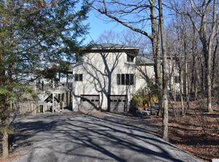 270 Shaker Ridge Dr, Canaan, NY 12029