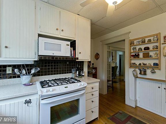 2nd image of 260 Parkway St