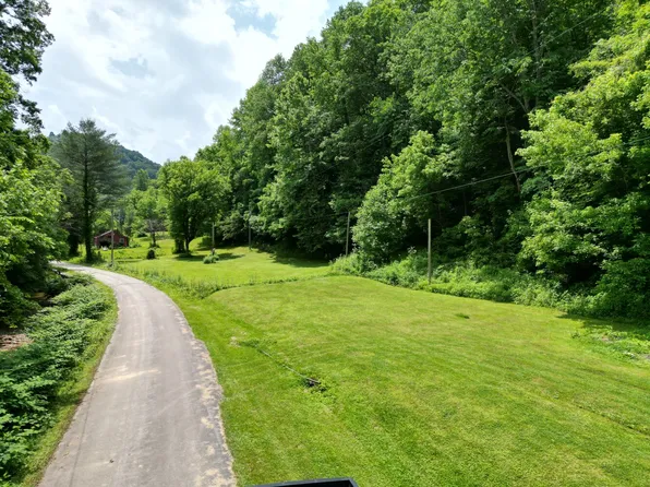 500 Crane Fork Rd, Booneville, KY 41314