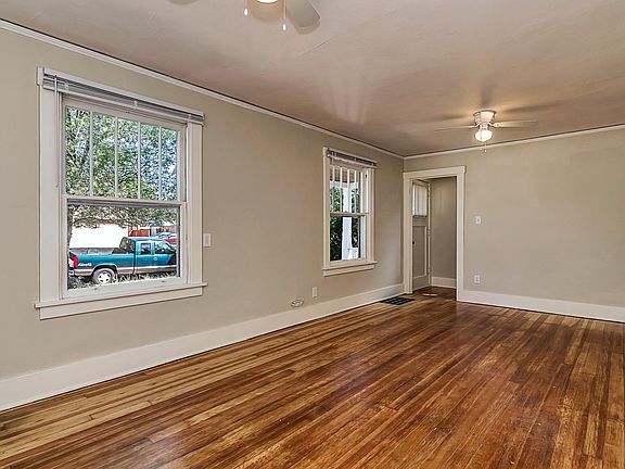 2nd image of 411 E Dale St
