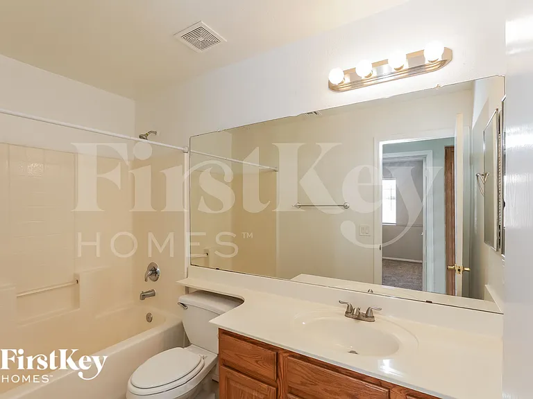 14944 N 133rd Dr — Photo 13
