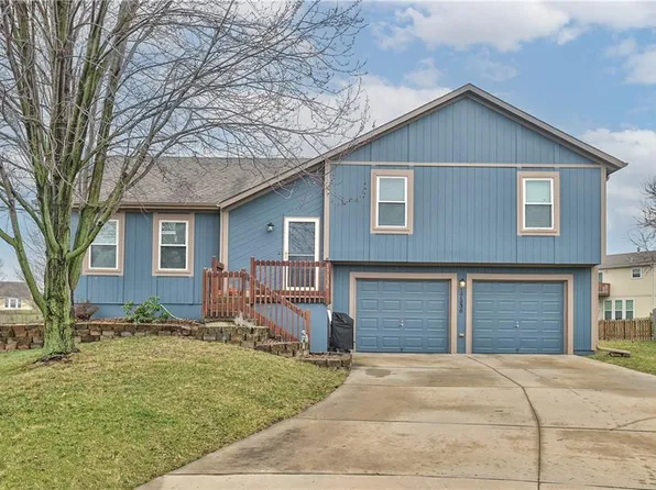 17336 Jennifer St, Gardner, KS 66030