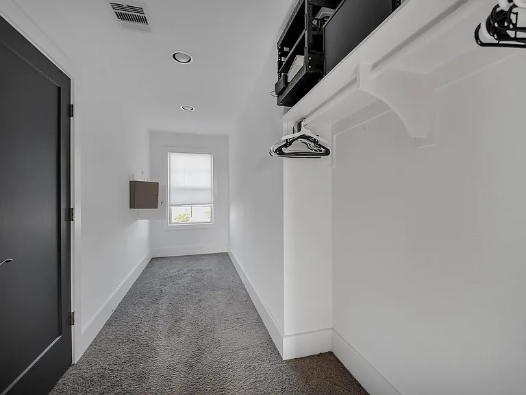 9623 Towne Lake Pkwy — Photo 22