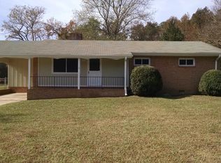 5624 Hilltop Rd, Fuquay Varina, NC 27526