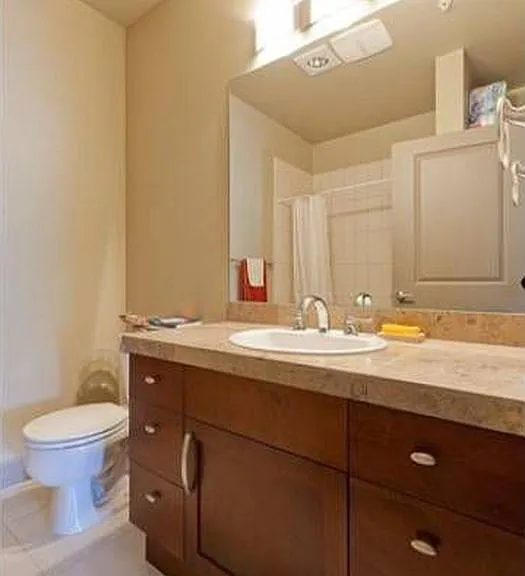 1840 25th Ave NE #402 — Photo 8