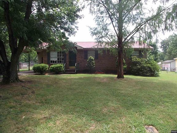 2nd image of 2327 Norwood Dr