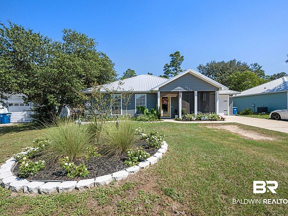 3rd image of 2323 Twin Pines Cir