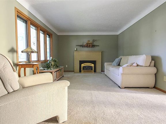 2nd image of 250 Clark Dr