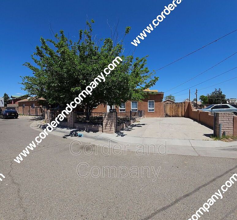 1st image of 2461 Consuelo Ln NW