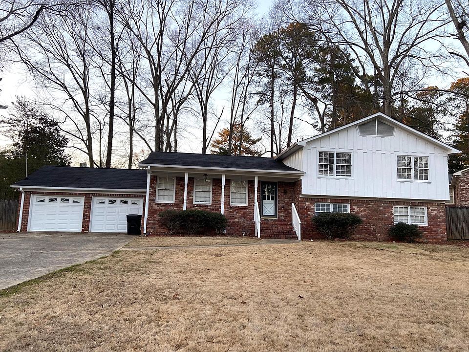 1st image of 2752 Altadena Lake Dr