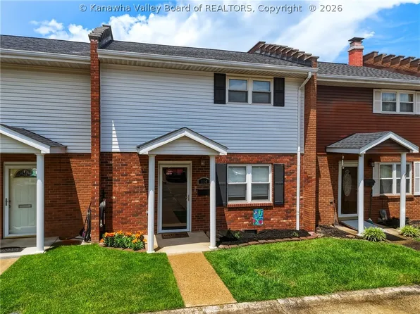 114 Cadle Dr, Cross Lanes, WV 25313