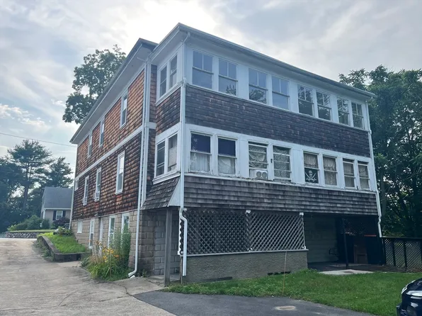 90 Spruce St, North Attleboro, MA 02760